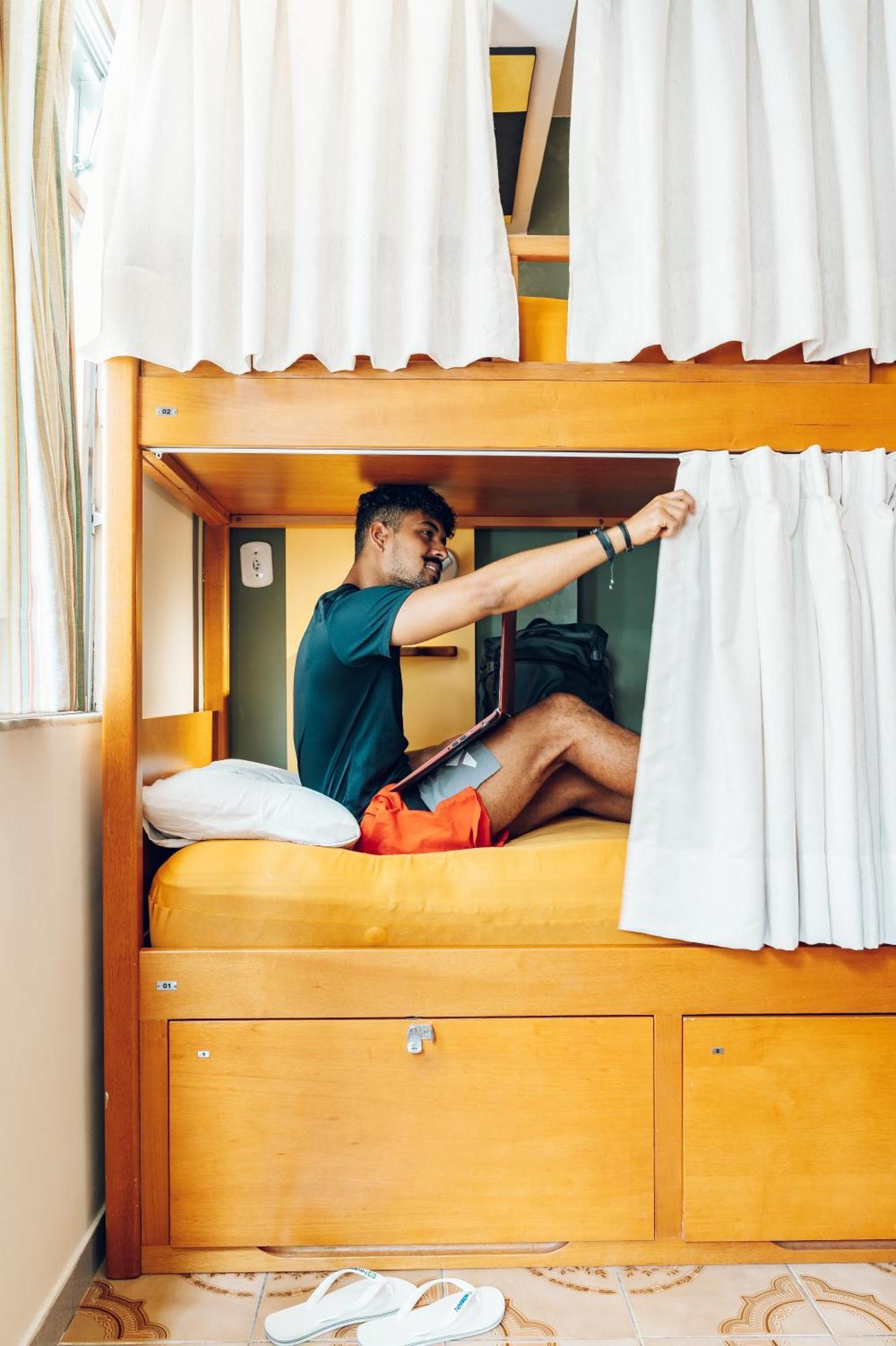 Hostal Discovery *